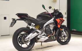 APRILIA トゥオノ660 FACTORY 2023