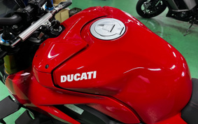 DUCATI STREET FIGHTER V4S 2021 1F00