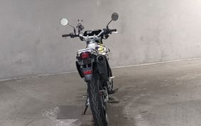 HONDA XR230 MOTARD MD36