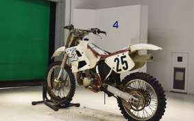 YAMAHA YZ250 3SP