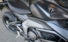 TRIUMPH DAYTONA 660 2024 LGL32U