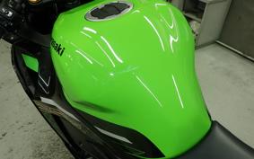 KAWASAKI ZX-25R ZX250E