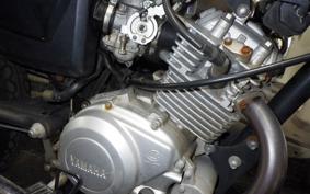 YAMAHA YB125SP 2015