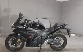 YAMAHA YZF-R25 RG43J