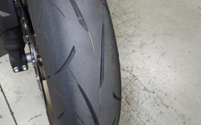 HONDA CB650R E-Clutch 2026 RH17