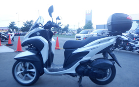YAMAHA TRICITY 125 SE82J
