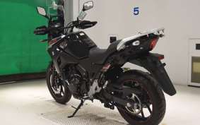 SUZUKI Vｽﾄﾛｰﾑ250A