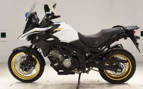 SUZUKI Vストローム650XTA 2023 C733M