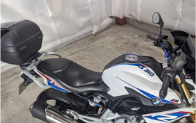 BMW G310R 2017 0G01