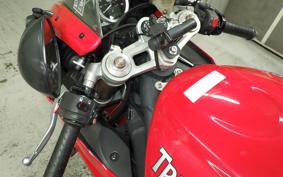TRIUMPH DAYTONA 675 2009