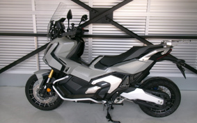 HONDA X-ADV 750 2025 RH21