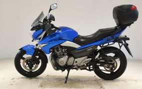 SUZUKI GSR250