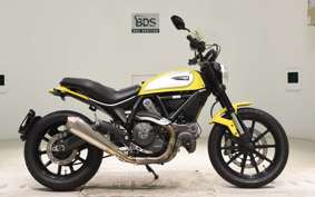 DUCATI SCRAMBLER ICON 2015