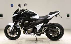 KAWASAKI Z800 2013