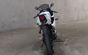 SUZUKI GSX-R125 DL33B