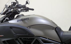 DUCATI DIAVEL STRADA 2013 ZDMG102JBDB