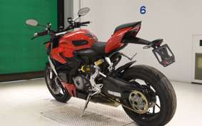 DUCATI STREETFIGHTER V2 2023