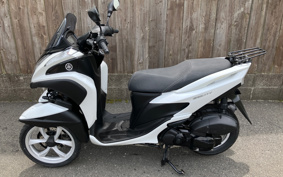 YAMAHA TRICITY 125 SE82J