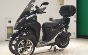 YAMAHA TRICITY 125 SE82J