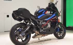 BMW M1000XR M Package 2025