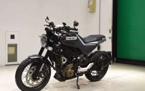 HUSQVARNA SVARTPILEN 401 2021