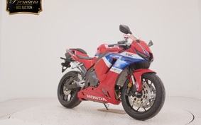 HONDA CBR600RR 2025 PC40