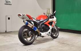 SUZUKI GSX-R600 2015