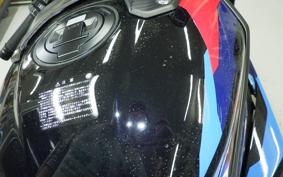 BMW M1000RR 2025