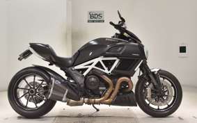 DUCATI DIAVEL Carbon 2014