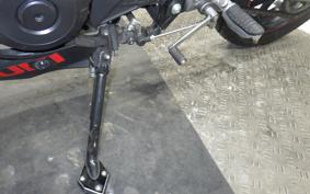 SUZUKI GSX250 R