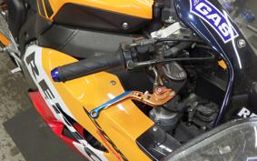 HONDA CBR1000RR 2004 SC57