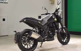 BENELLI レオンチーノ250 2016