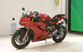 DUCATI パニガーレV2S 2025