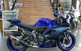 YAMAHA YZF-R7 2024 RM39J