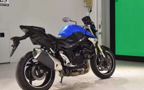 SUZUKI GSR750 2012