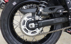 TRIUMPH STREET SCRAMBLER 2023