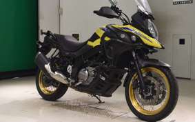 SUZUKI DL650 ( V-Strom 650 ) XTA 2022 C733A