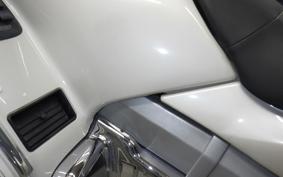 HONDA GL 1800 GOLD WING 2004 SC47