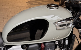 TRIUMPH BONNEVILLE T100 2026 DB0G26