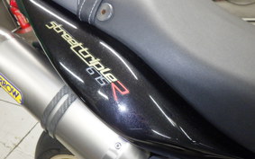 TRIUMPH STREET TRIPLE R 2011