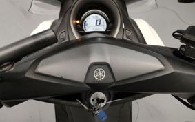 YAMAHA N-MAX 155 SG50J