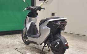 HONDA EM1 e: EF16