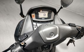 YAMAHA N-MAX 125 SEG6J