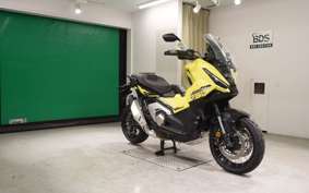 HONDA X-ADV 750 2025 RH21