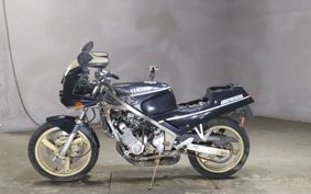 YAMAHA FZR250 2KR
