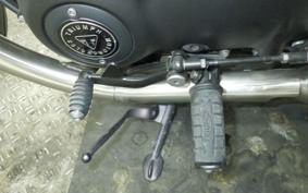 TRIUMPH TRIUMPH BONNEVILLE ボバー 2023