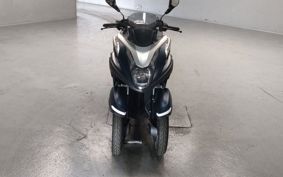 YAMAHA TRICITY 125 SE82J