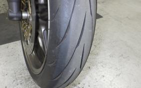 TRIUMPH DAYTONA 675 2007