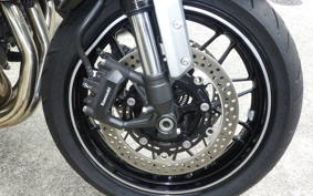 KAWASAKI Z900RS 2025 ZR900K