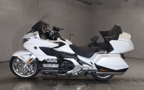 HONDA GL1800 TOUR DCT SC79